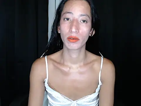 Snapshot of CummingForYouDaddy chatting on 05/20/26, 05:30 CummingForYouDaddy online show from 05/20/26, 05:30