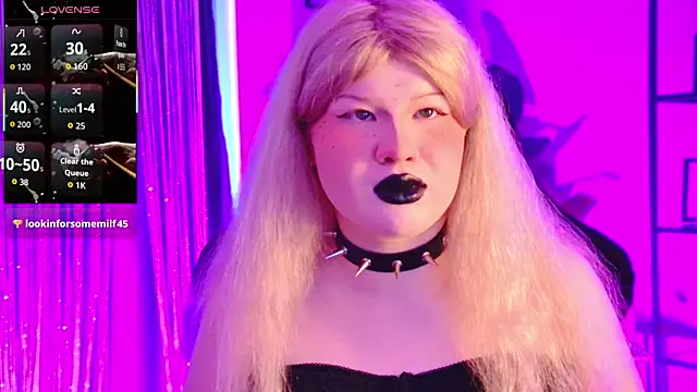 LilithNlsn online show from 04/18/26, 04:27