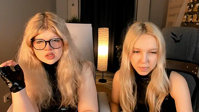 LilithNlsn online show from 06/13/26, 10:02