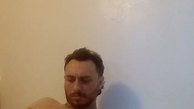 Snapshot of TallHungandCloudy69 chatting on 03/16/26, 05:50 TallHungandCloudy69 online show from 03/16/26, 05:50