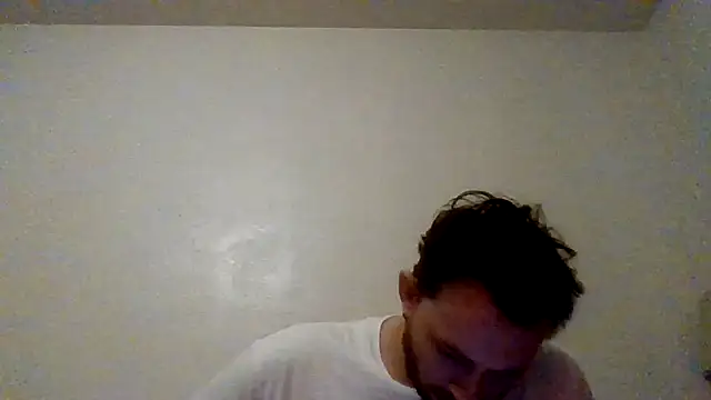 Snapshot of TallHungandCloudy69 chatting on 03/29/26, 09:42 TallHungandCloudy69 online show from 03/29/26, 09:42