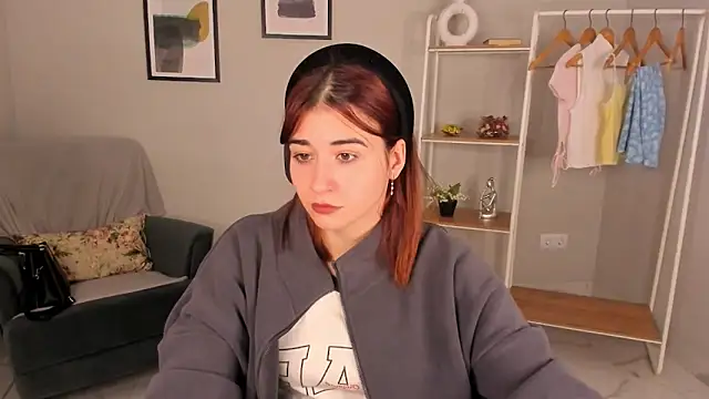 Julia Nedta online show from 03/11/26, 09:48