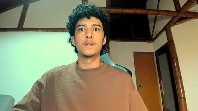 santi young twink online show from 03/03/26, 05:02