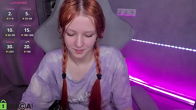 Emma Dusk online show from 05/15/26, 11:45