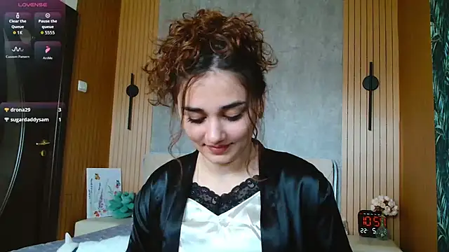 Snapshot of KatarinaHeaven chatting on 05/04/26, 07:59 KatarinaHeaven online show from 05/04/26, 07:59