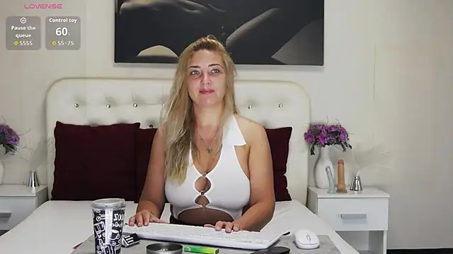 MellanieBliss online show from 07/31/26, 04:45