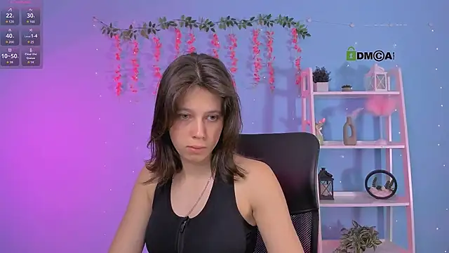 Snapshot of aria_wild_ chatting on 06/24/26, 11:09 aria wild online show from 06/24/26, 11:09