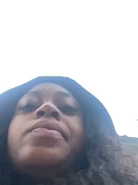 LiaTrainor online show from 04/08/26, 11:10