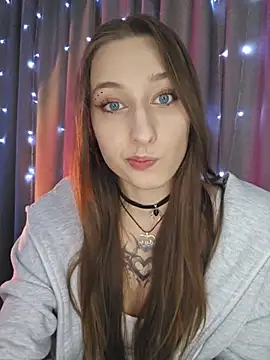 Emma Willson online show from 04/22/26, 12:28