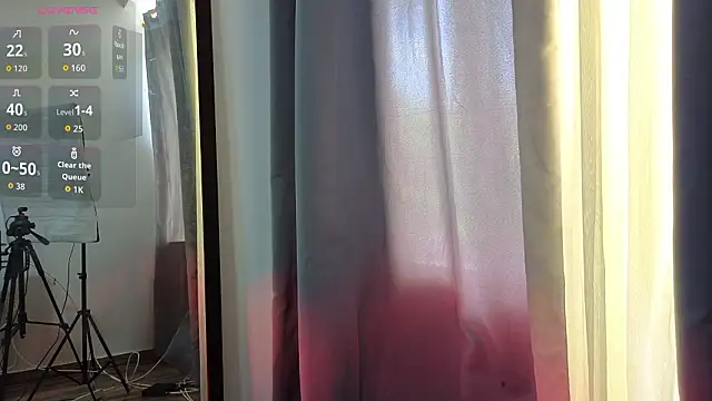 Emma Revees online show from 03/29/26, 03:01