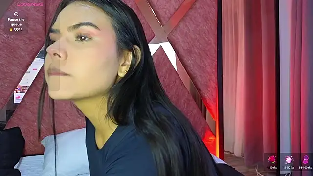 Emma Revees online show from 04/02/26, 03:37