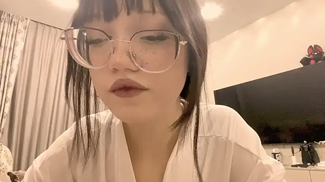 LoidaTrytten online show from 03/03/26, 06:14