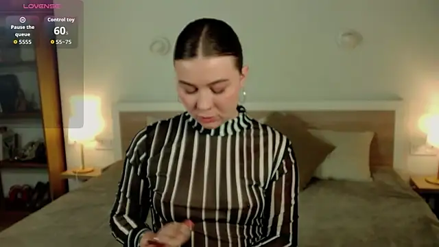 HermioneMoon online show from 05/02/26, 02:44