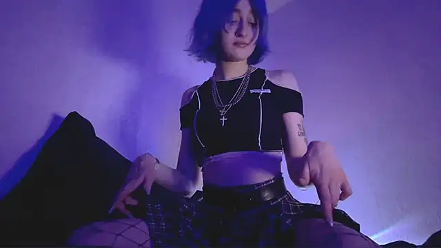 PeachyLuna online show from 03/06/26, 09:00