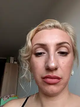 malinalli a online show from 03/04/26, 03:40