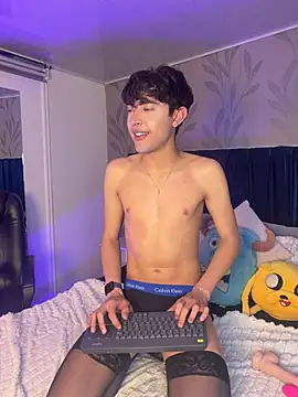 MatthewMoore  online show from 03/04/26, 01:00