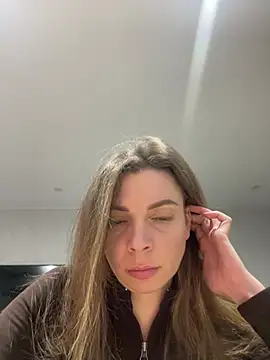 Luna2547 online show from 03/02/26, 06:26