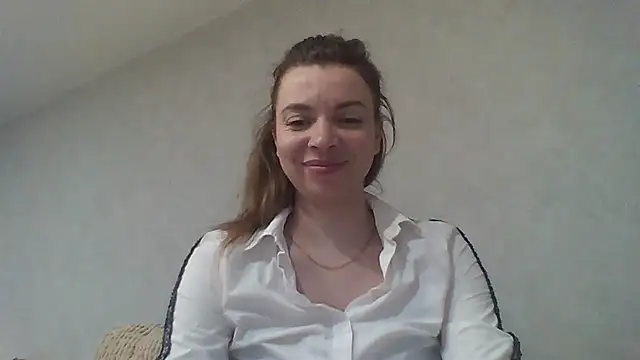 Luna2547 online show from 03/21/26, 06:22