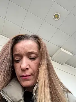 MONICANIX online show from 04/24/26, 07:44