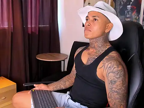 tyler bell  online show from 03/06/26, 01:51