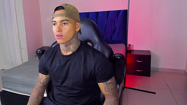 tyler bell  online show from 03/26/26, 03:12