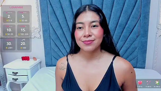 Snapshot of Leandra-Johnson chatting on 05/26/26, 01:29 Leandra-Johnson online show from 05/26/26, 01:29