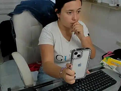 Valery bonnet online show from 03/07/26, 01:08