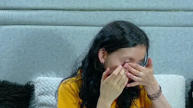 Naomimolie online show from 04/24/26, 12:40