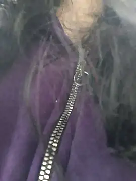 Snapshot of Naomimolie chatting on 05/04/26, 01:07 Naomimolie online show from 05/04/26, 01:07