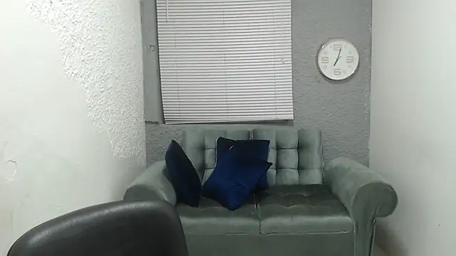 Snapshot of kimmyfuckass chatting on 04/28/26, 12:21 kimmyfuckass online show from 04/28/26, 12:21
