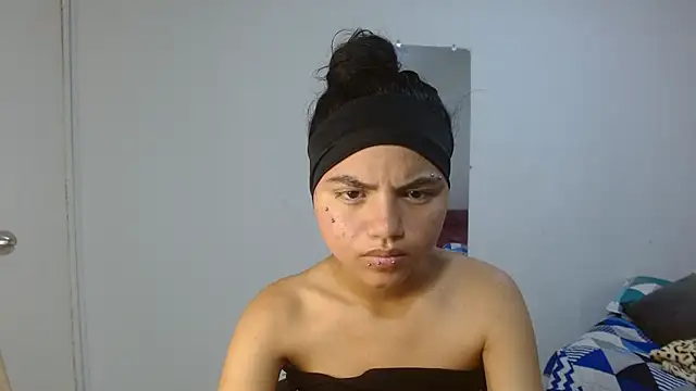 Snapshot of kimmyfuckass chatting on 05/28/26, 01:19 kimmyfuckass online show from 05/28/26, 01:19