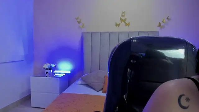 Pariis Blakee online show from 03/07/26, 08:50