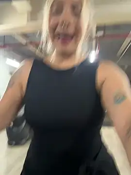 ManuelaVeeleez online show from 07/10/26, 03:22