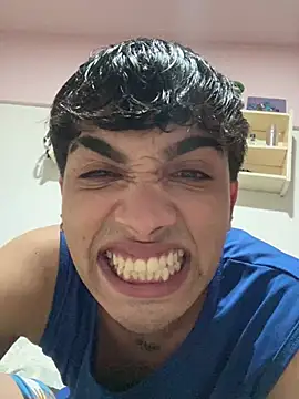 Lucasss2204 online show from 03/31/26, 04:24