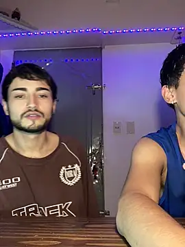 Lucasss2204 online show from 04/19/26, 03:39