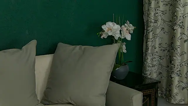 SkinnyNatty online show from 04/26/26, 03:48