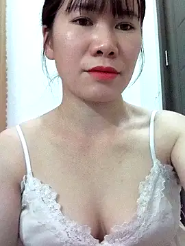 Bondgirl 9 online show from 05/31/26, 07:48