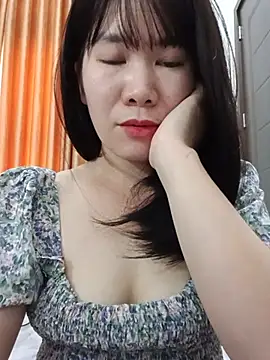 Snapshot of Bondgirl_9 chatting on 07/01/26, 04:58 Bondgirl 9 online show from 07/01/26, 04:58