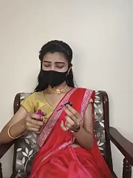 Snapshot of Rubina_69 chatting on 06/07/26, 09:13 Rubina 69 online show from 06/07/26, 09:13