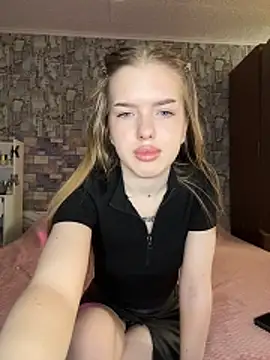 KayShaw online show from 03/17/26, 03:44