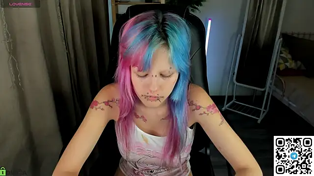 Necucuby online show from 07/17/26, 08:32