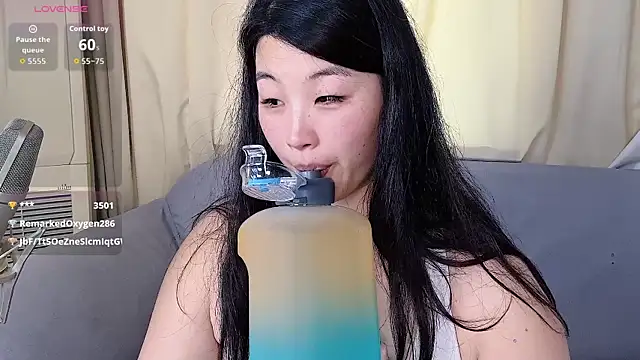 Tavie1744 online show from 06/05/26, 07:03