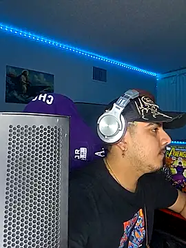 horneymen09 online show from 03/04/26, 06:19