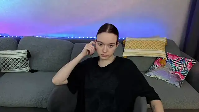 SunyLily online show from 05/14/26, 06:31