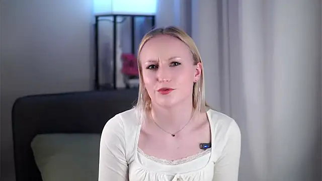 CatarinaGulla online show from 03/23/26, 01:04