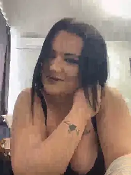 julietalovee online show from 03/16/26, 01:37