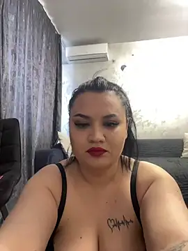 julietalovee online show from 03/25/26, 10:21