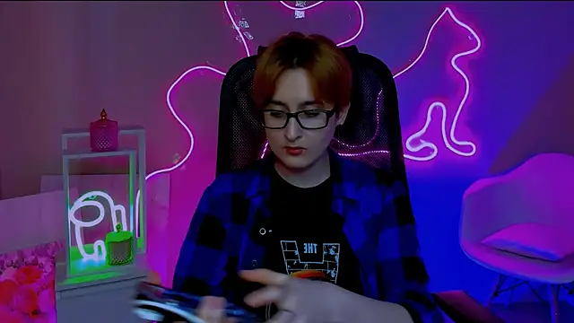 LixeLuna online show from 04/04/26, 06:33