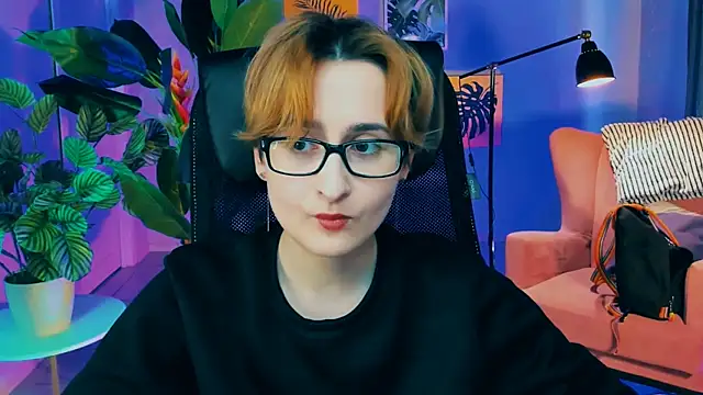 LixeLuna online show from 04/24/26, 06:38