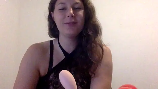 douce blanche13 online show from 04/19/26, 07:49